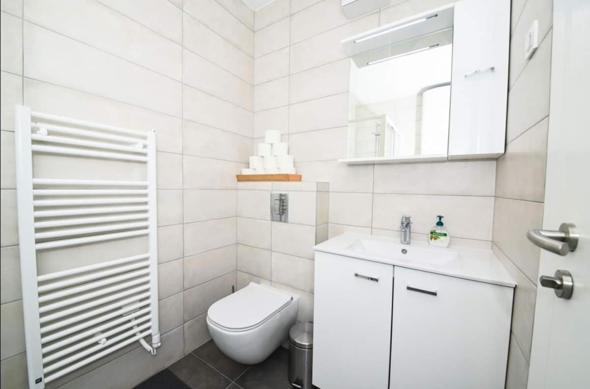 Apt Ljupka - Zadar - With Private Free Parking ภายนอก รูปภาพ
