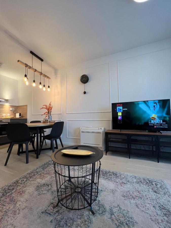 Apt Ljupka - Zadar - With Private Free Parking ภายนอก รูปภาพ